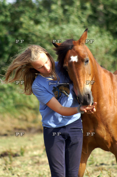 Kind Mädchen Pferd ICT0107.JPG